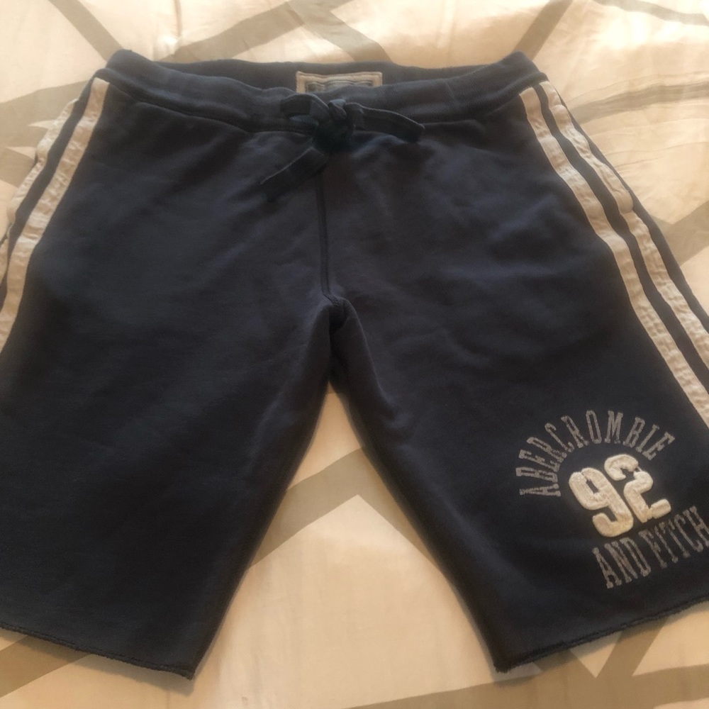 Men’s AF shorts size Med